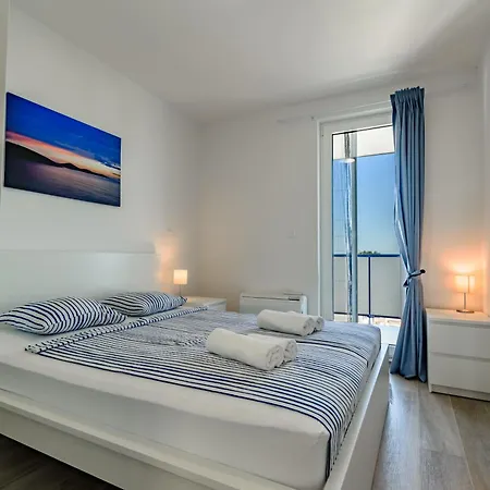 Üdülőközpont Miri Iii