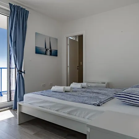 Resort Miri Iii