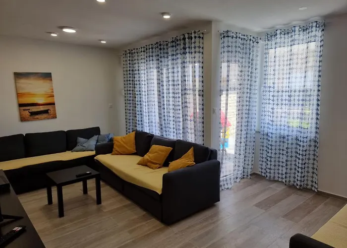 리조트 Miri Iii *